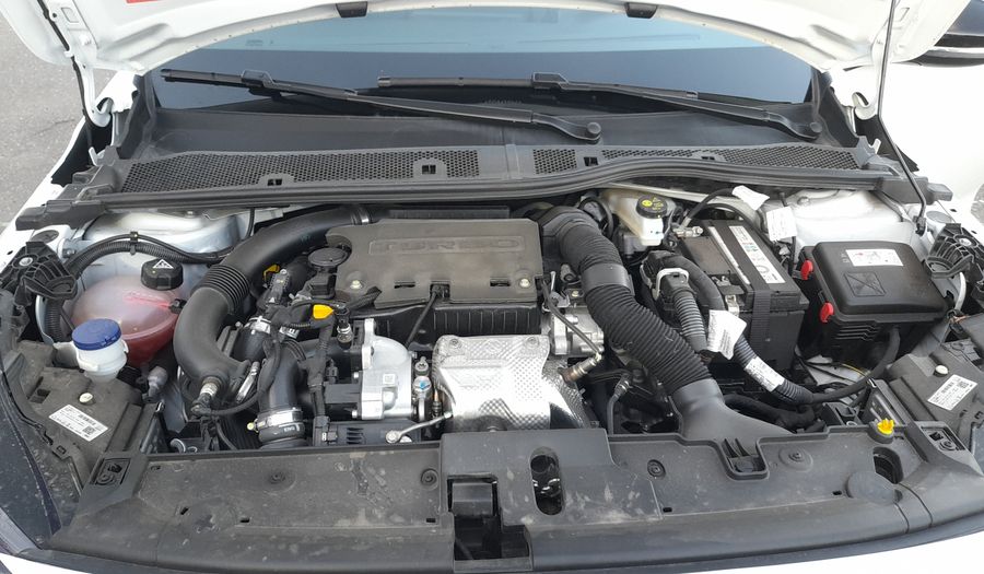 Peugeot 208 1.0 T200 GT CVT Hatchback 2025