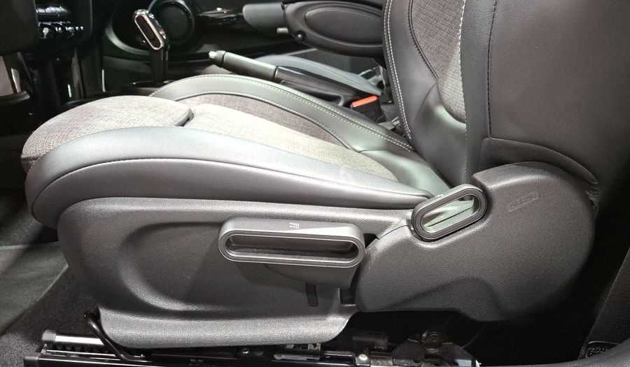 Mini Cooper 1.5 COOPER CLASSIC DCT Hatchback 2023