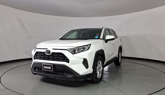 Toyota • RAV4
