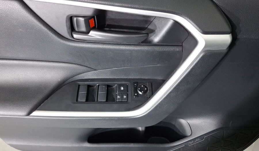 Toyota Rav4 2.5 LE AUTO Suv 2020
