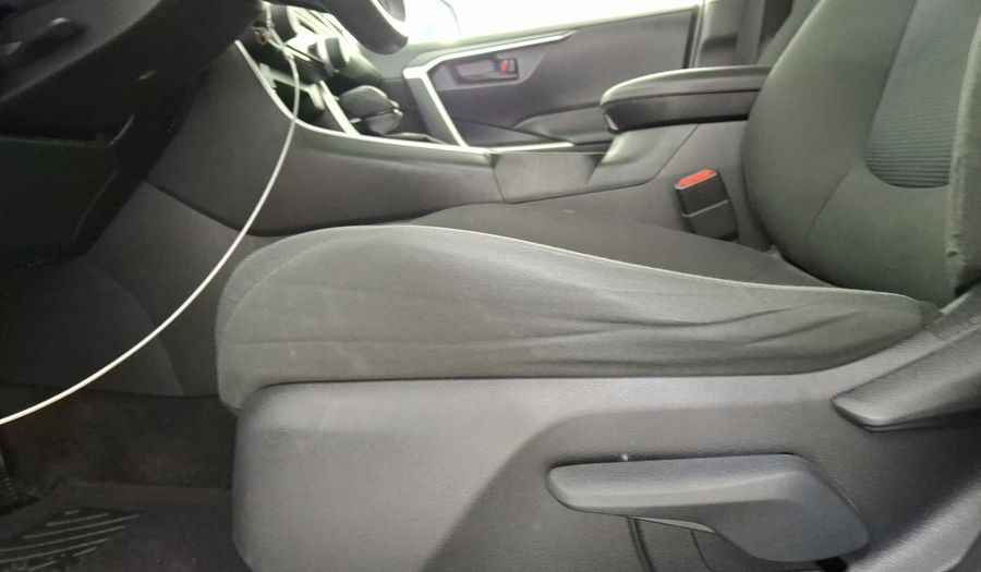 Toyota Rav4 2.5 LE AUTO Suv 2020