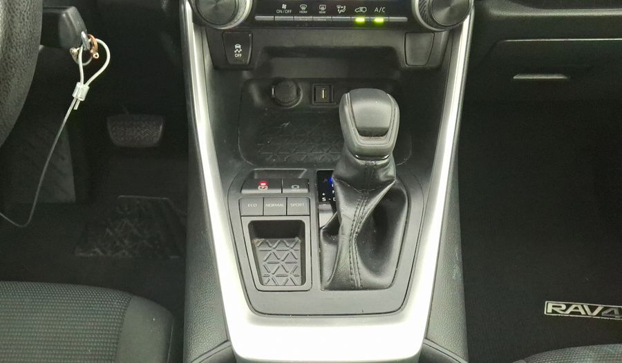 Toyota Rav4 2.5 LE AUTO Suv 2020