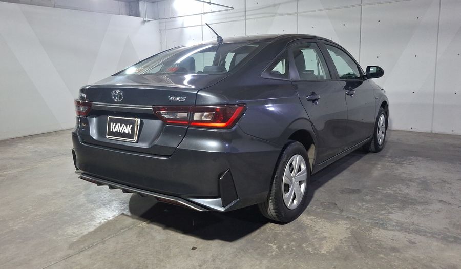 Toyota Yaris 1.5 BASE CVT Sedan 2023