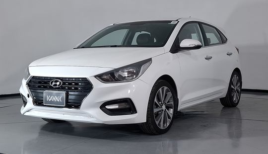 2018 • 119,511 km • Automático
