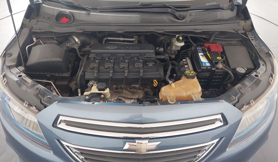 Chevrolet Onix 1.4 SPE/4 LT Hatchback 2015