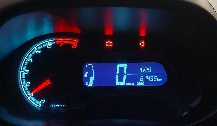 Chevrolet Onix 1.4 SPE/4 LT Hatchback 2015