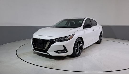 Nissan • Sentra