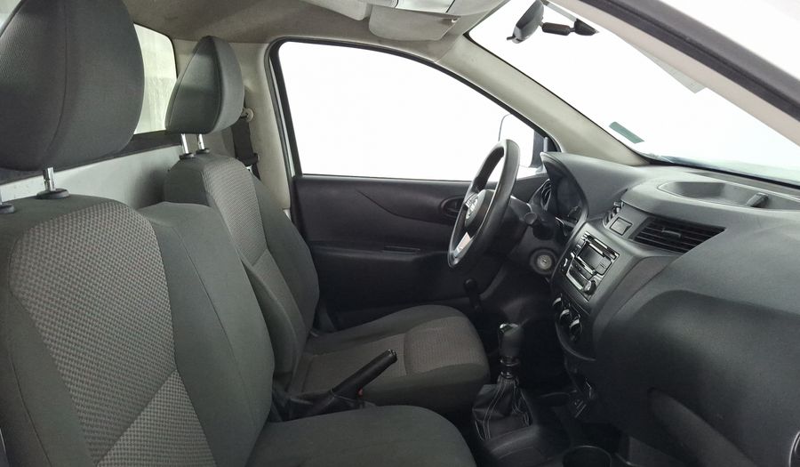 Nissan Np300 2.5 NP300 CHASIS CABINA AC Pickup 2022