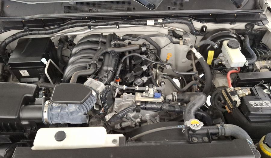 Nissan Np300 2.5 NP300 CHASIS CABINA AC Pickup 2022