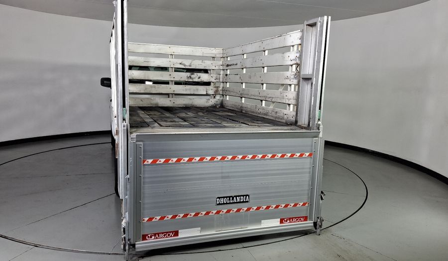 Nissan Np300 2.5 NP300 CHASIS CABINA AC Pickup 2022