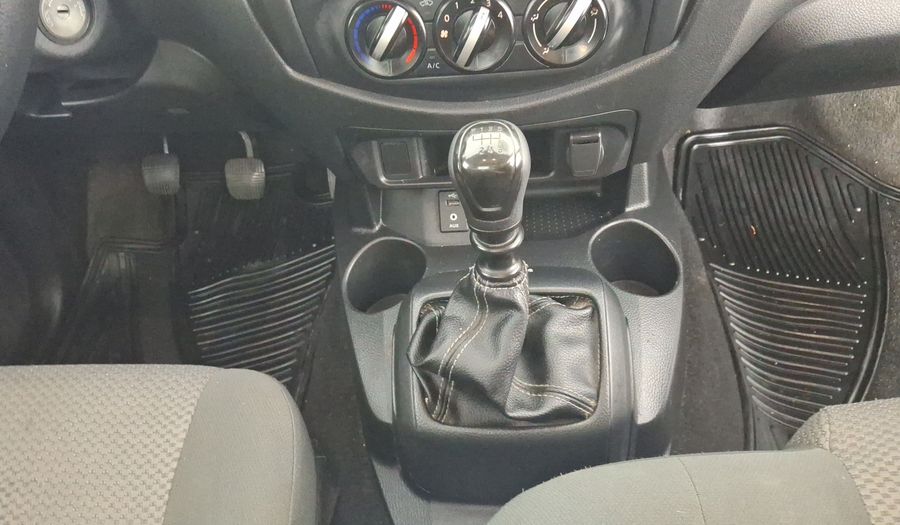 Nissan Np300 2.5 NP300 CHASIS CABINA AC Pickup 2022