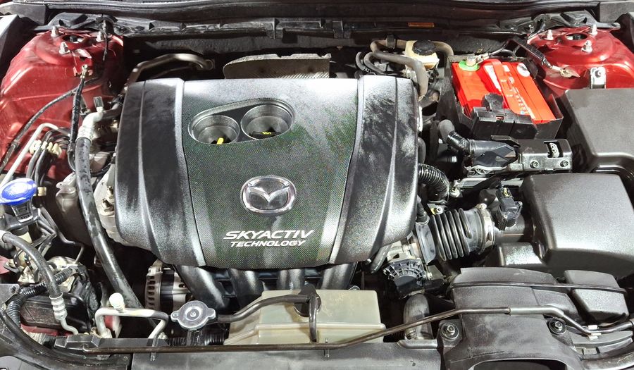 Mazda 3 2.0 SEDAN I TOURING TA Sedan 2015