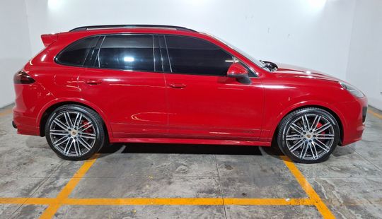 Porsche • Cayenne