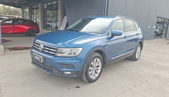 Volkswagen • Tiguan