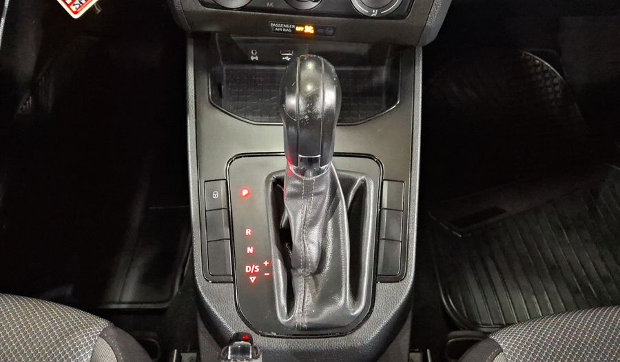 Seat Ibiza 1.6 STYLE AUTO Hatchback 2020