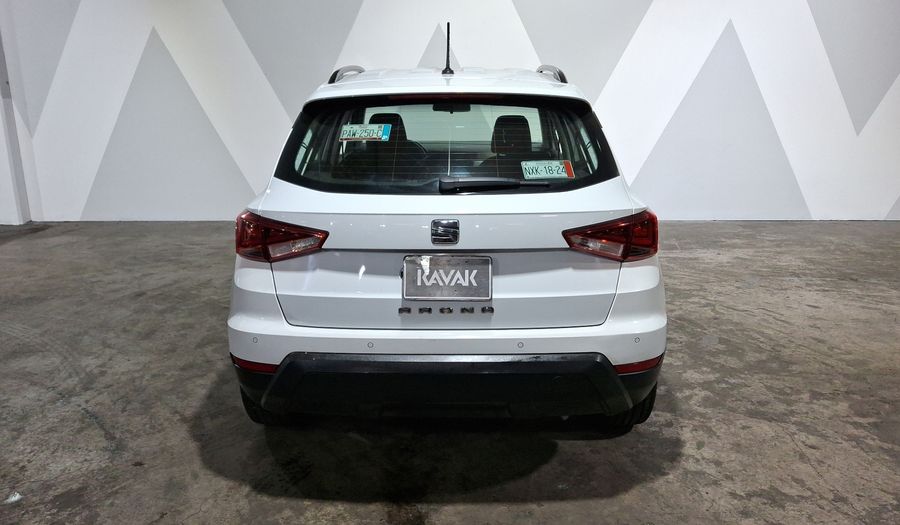 Seat Arona 1.6 STYLE AUTO Suv 2021