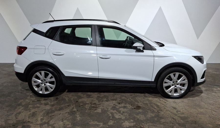 Seat Arona 1.6 STYLE AUTO Suv 2021