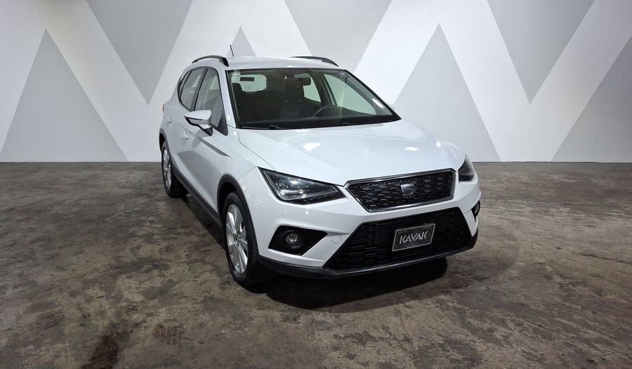 Seat Arona 1.6 STYLE AUTO Suv 2021