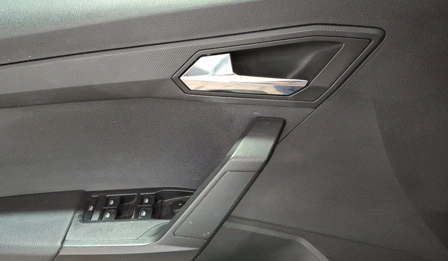Seat Arona 1.6 STYLE AUTO Suv 2021