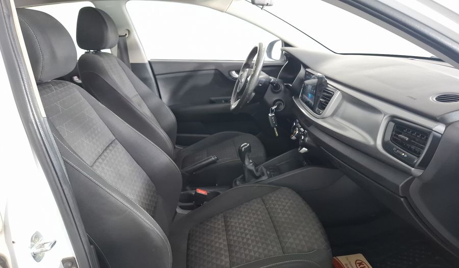 Kia Rio 1.6 LX Sedan 2020