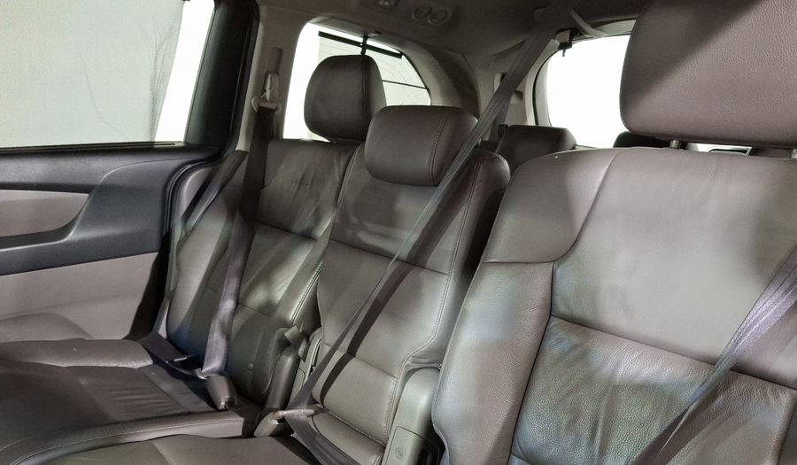 Honda Odyssey 3.5 TOURING AT Minivan 2011