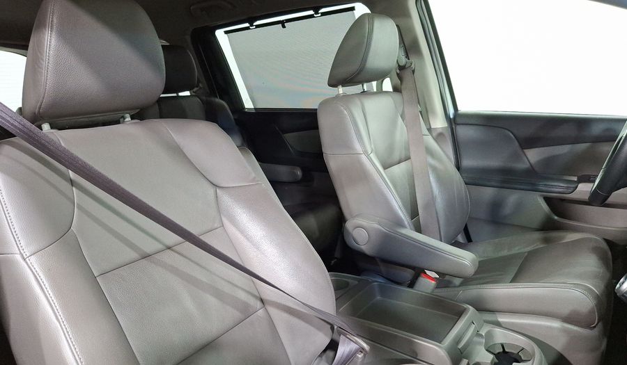 Honda Odyssey 3.5 TOURING AT Minivan 2011