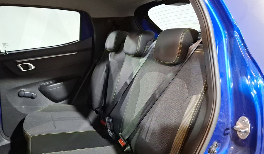 Renault Kwid 1.0 OUTSIDER Hatchback 2024