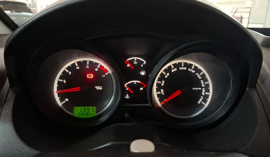 Ford Fiesta FIESTAMAX 1.6 AMBIENTE MP3 AUTO Sedan 2011