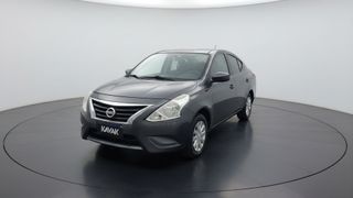 Nissan • Versa