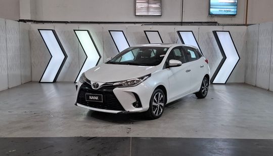 Toyota • Yaris