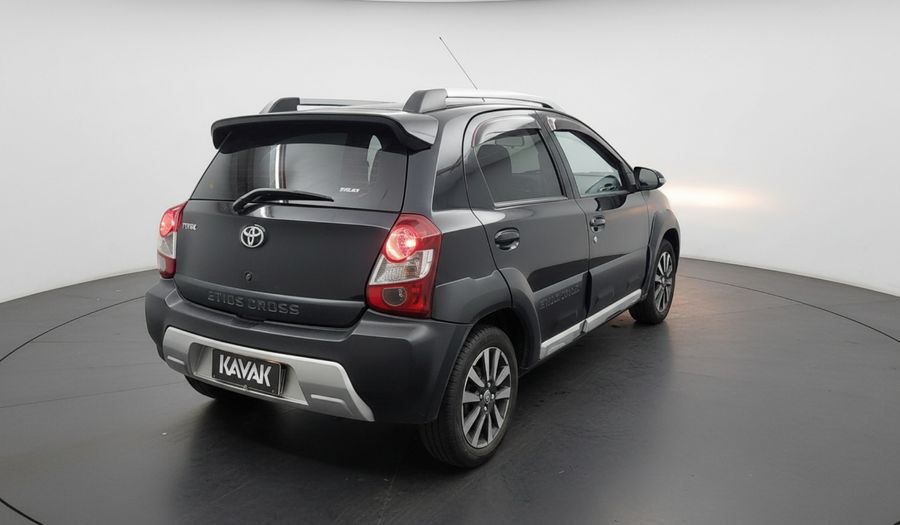 Toyota Etios 1.5 T-FLEX CROSS Hatchback 2014