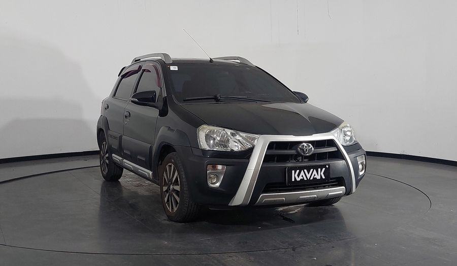 Toyota Etios 1.5 T-FLEX CROSS Hatchback 2014