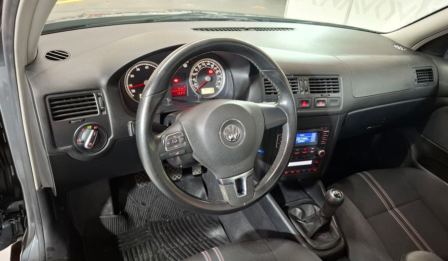 Volkswagen Bora 2.0 TRENDLINE Sedan 2014