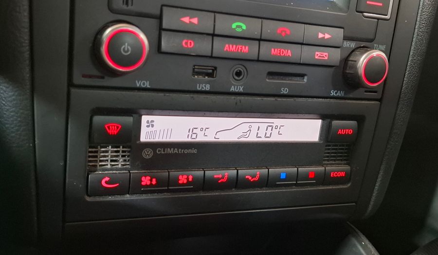 Volkswagen Bora 2.0 TRENDLINE Sedan 2014