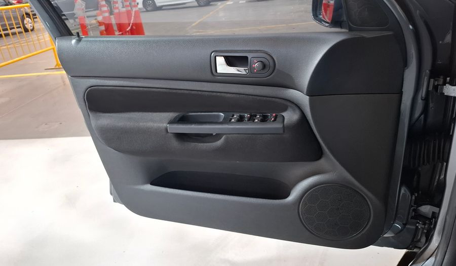 Volkswagen Bora 2.0 TRENDLINE Sedan 2014