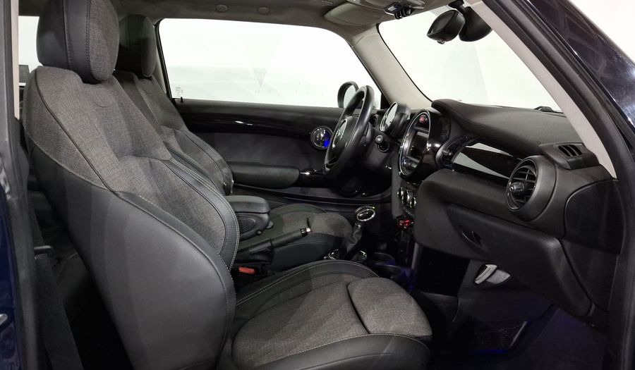 Mini Cooper 1.5 COOPER CHILI AT Hatchback 2016