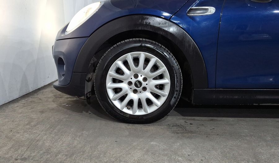 Mini Cooper 1.5 COOPER CHILI AT Hatchback 2016