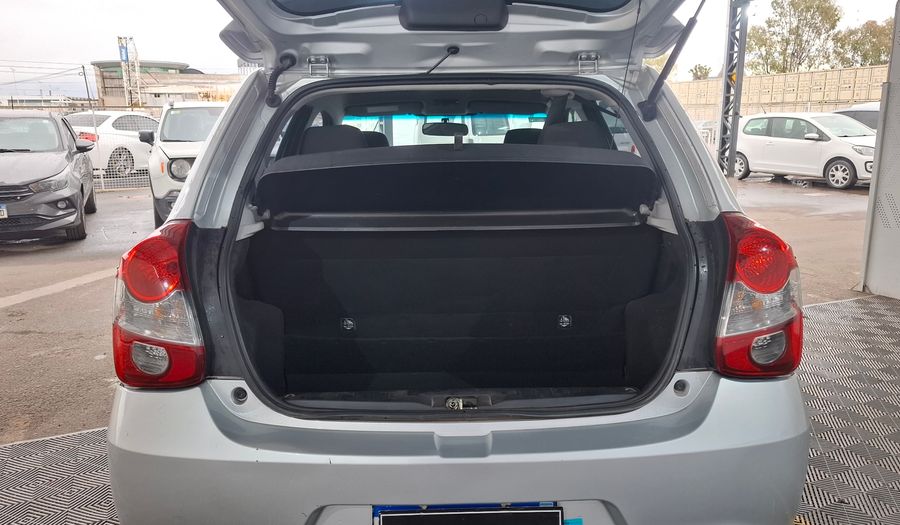 Toyota Etios 1.5 XLS AT Hatchback 2018