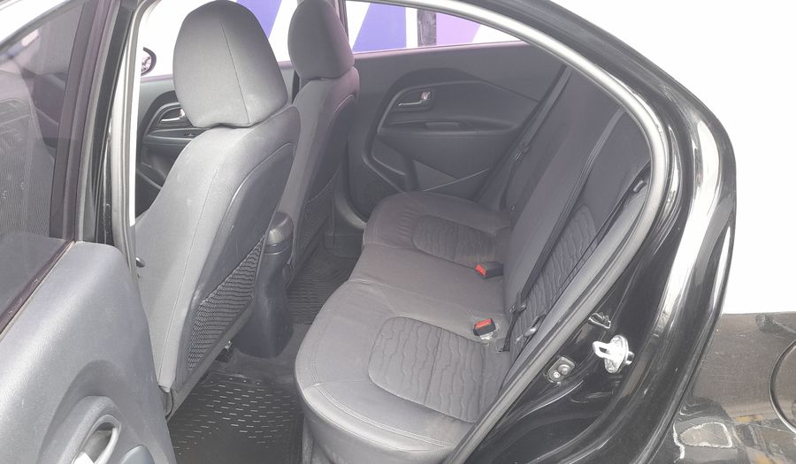 Kia Rio 1.4 EX AT Hatchback 2014