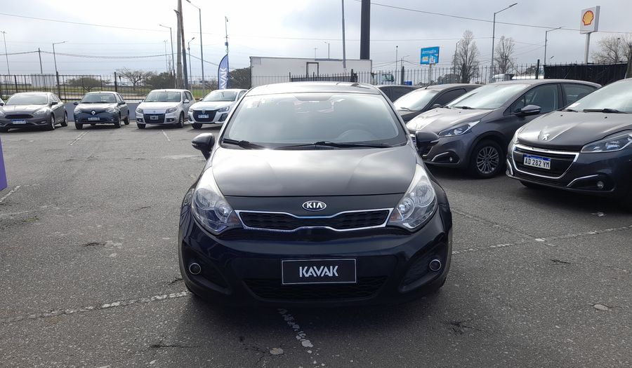 Kia Rio 1.4 EX AT Hatchback 2014