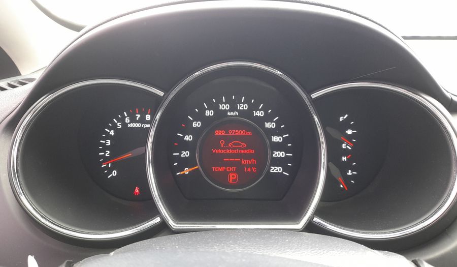 Kia Rio 1.4 EX AT Hatchback 2014