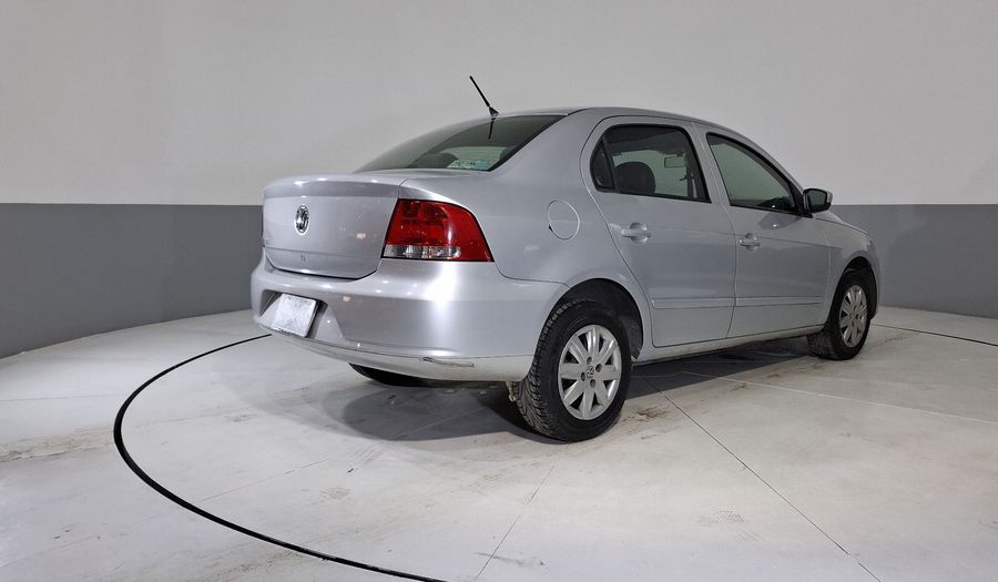 Volkswagen Gol 1.6 TRENDLINE AC 4 PUERTAS MT Sedan 2013