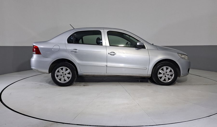 Volkswagen Gol 1.6 TRENDLINE AC 4 PUERTAS MT Sedan 2013