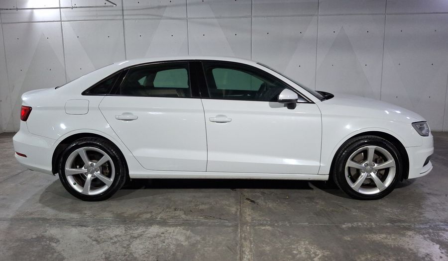 Audi A3 1.8 TFSI AMBIENTE S TRONIC Sedan 2015