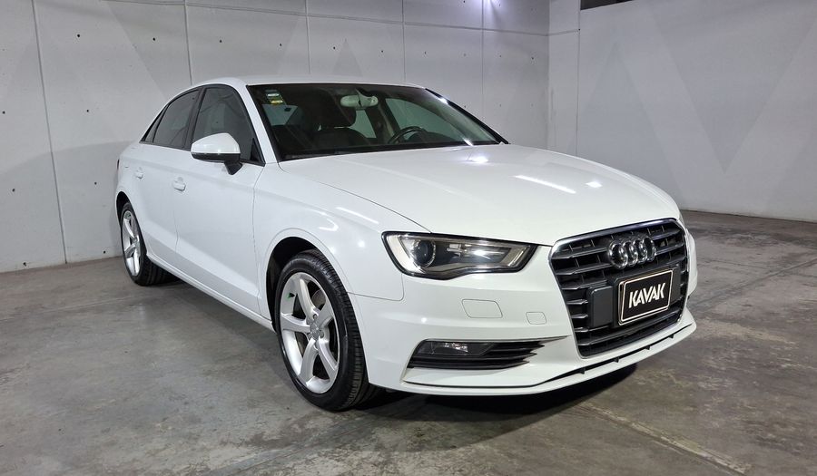 Audi A3 1.8 TFSI AMBIENTE S TRONIC Sedan 2015