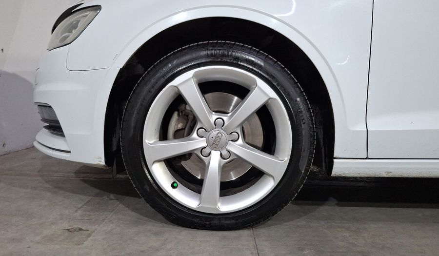 Audi A3 1.8 TFSI AMBIENTE S TRONIC Sedan 2015