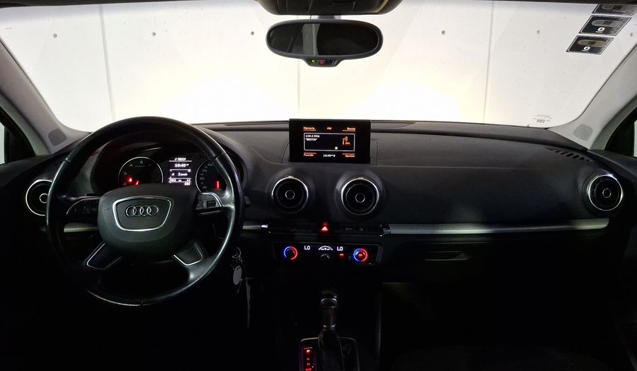 Audi A3 1.8 TFSI AMBIENTE S TRONIC Sedan 2015