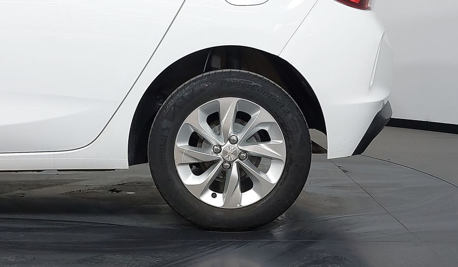 Chevrolet Onix 1.0 LT Hatchback 2023