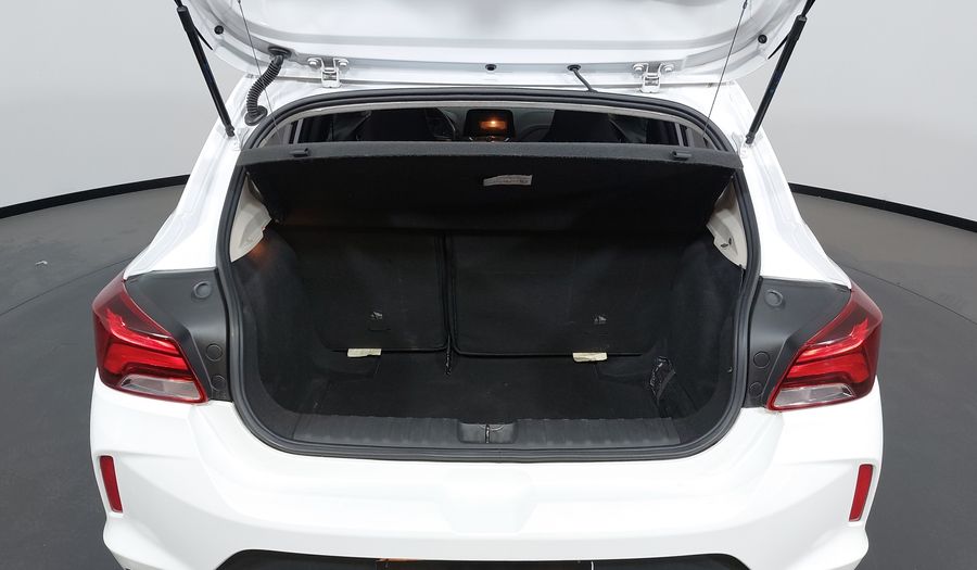 Chevrolet Onix 1.0 LT Hatchback 2023