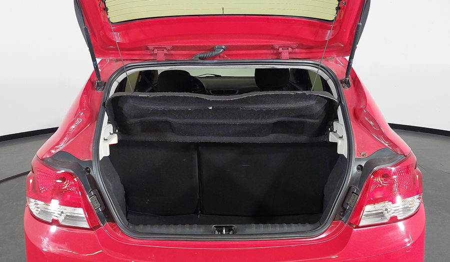 Chevrolet Onix 1.0 SPE/4 LT Hatchback 2013